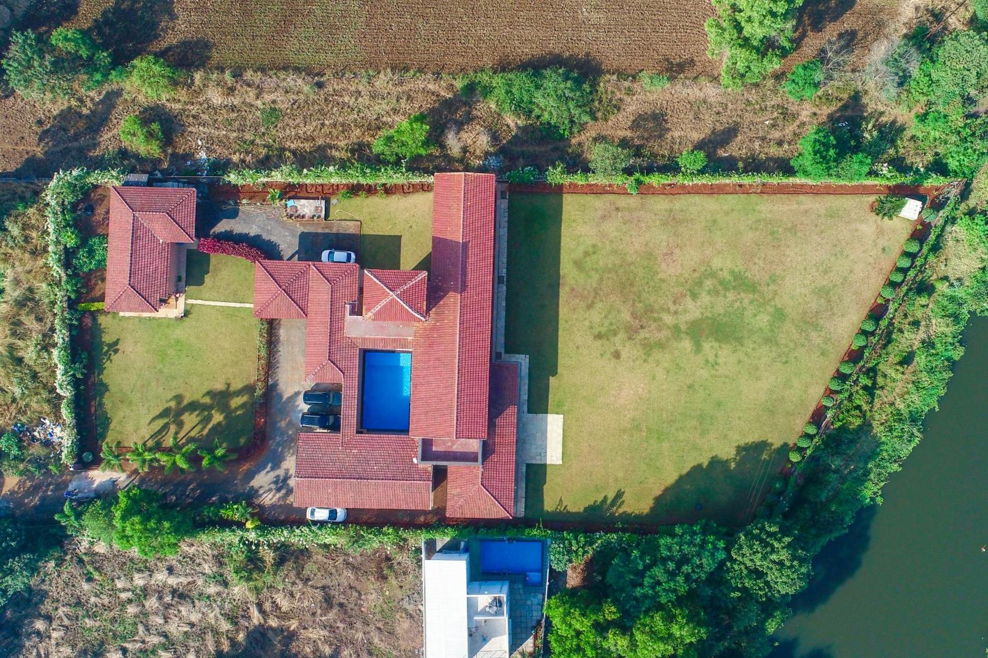 White Stallion Villa Lonavala Bagian luar foto